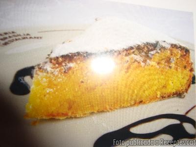 Tartà  d'ametlles